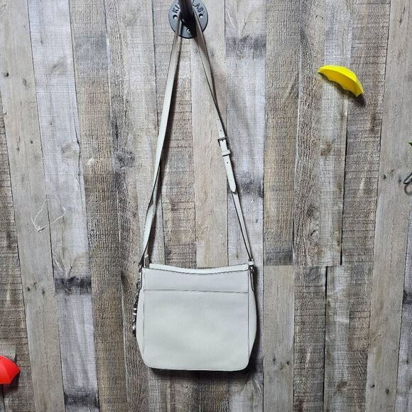 Michael Kors Jet Set Large Saffiano Leather Messenger Bag - Picture 4 of 7